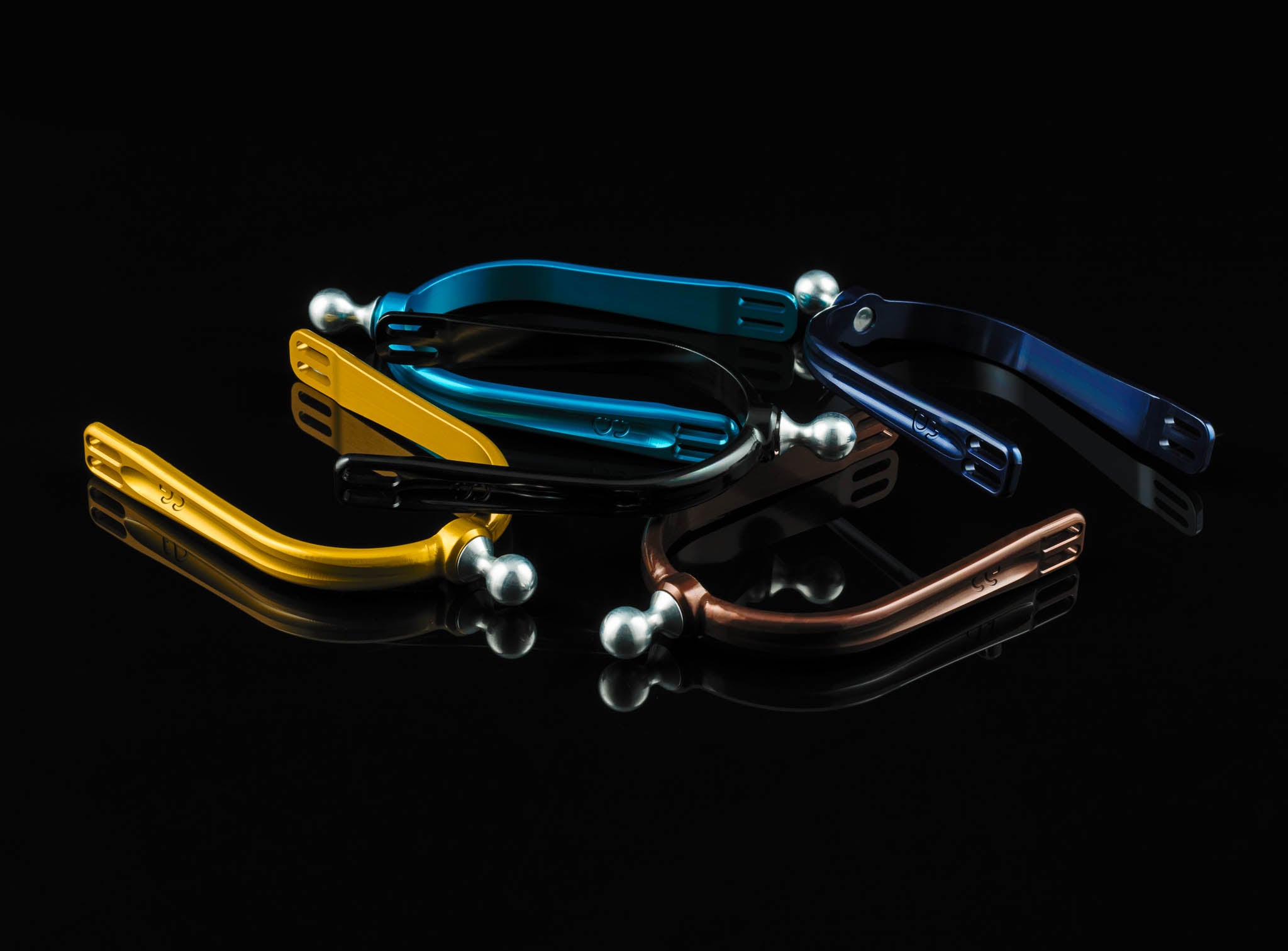 アメリカンエクウス　鐙 American Equus - Equestrian Stirrups, Spurs & Horseshoes