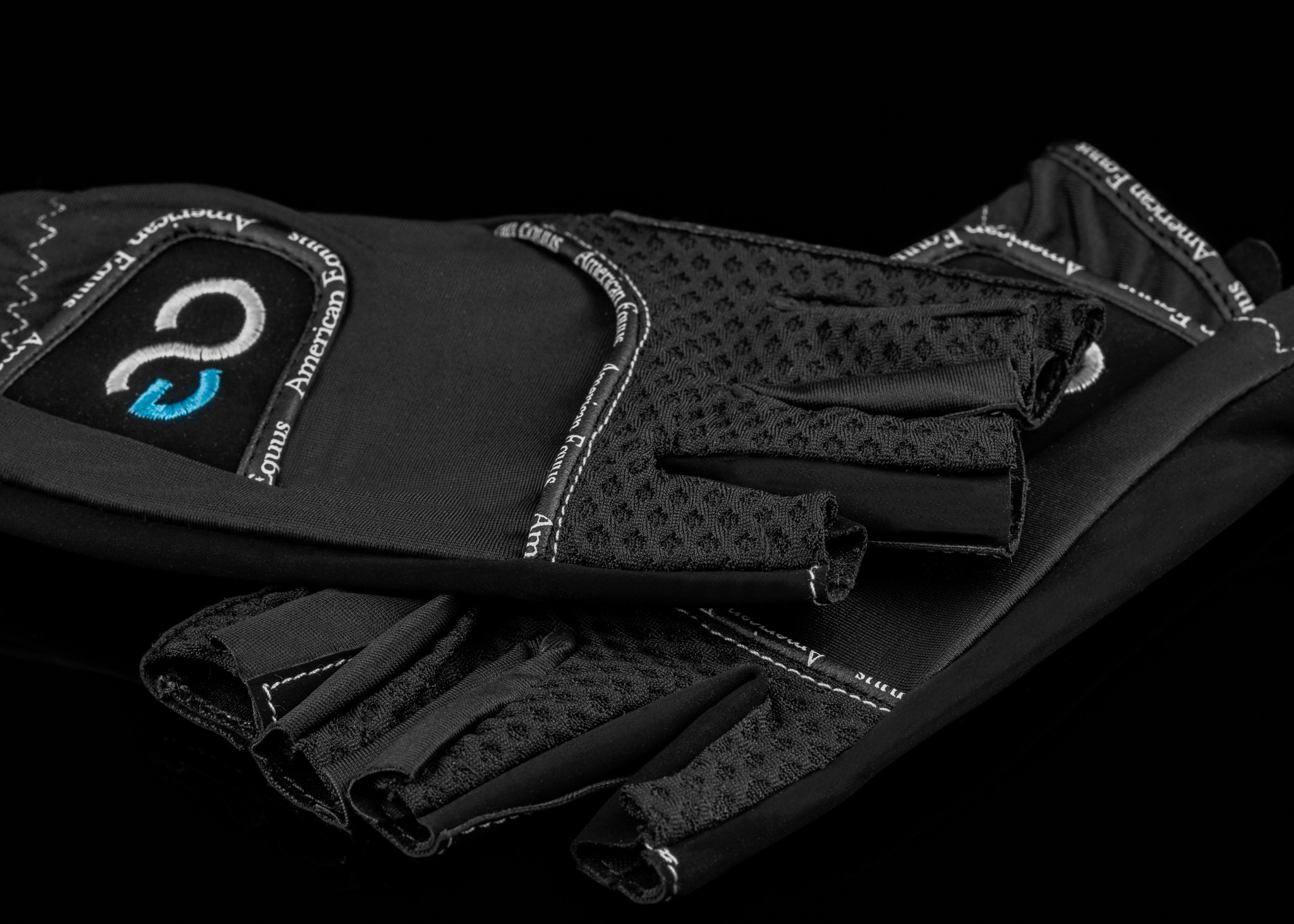 3D Model: Horse Racing Gloves Black #91423279
